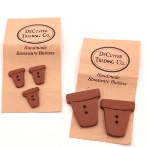 Handmade Stoneware Buttons Brown Terracotta Plant Pot Design By DeCuyper Trading